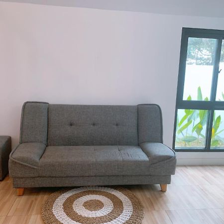 Casa De Gaudi Lembang Villa Ngoại thất bức ảnh